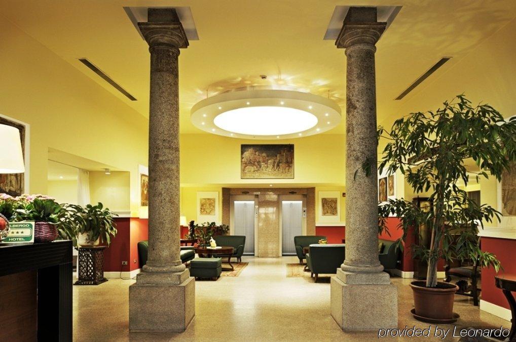 Hotel Gran Duca Di York Milano Exteriör bild